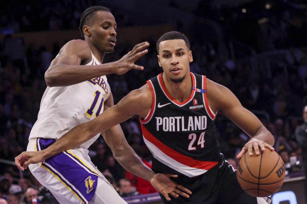 通过紧密配 通过紧密配